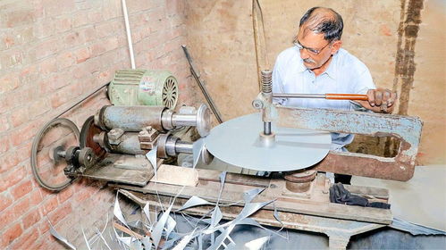 印度最大的不銹鋼加工廠,不銹鋼產品是這樣加工的,真是長見識了